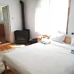 Guest house Rosenovi