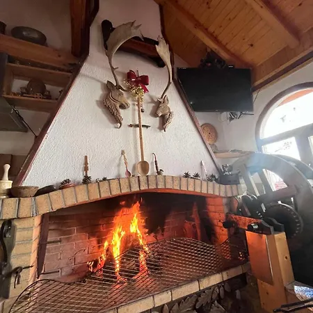 Guest house Rosenovi Lyaskovo (Smolyan)