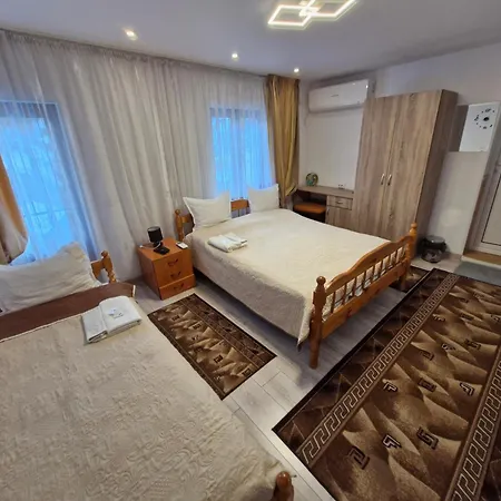 Guest house Rosenovi *