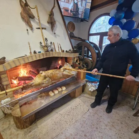 Guest house Rosenovi Lyaskovo (Smolyan)